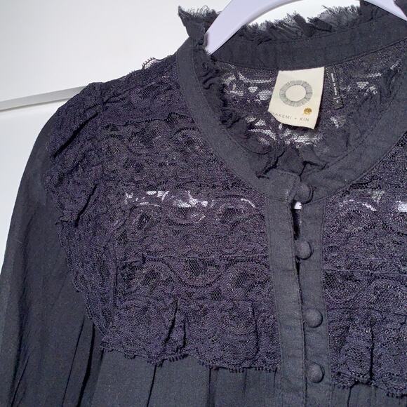 Akemi + Kin Tops - Akemi + Kin / Anthropologie cotton button down blouse